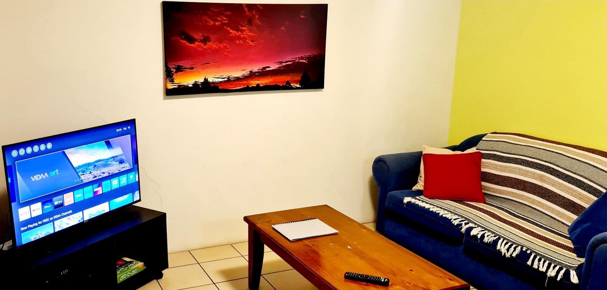 פורסטר Golden Sands Motor Inn מראה חיצוני תמונה